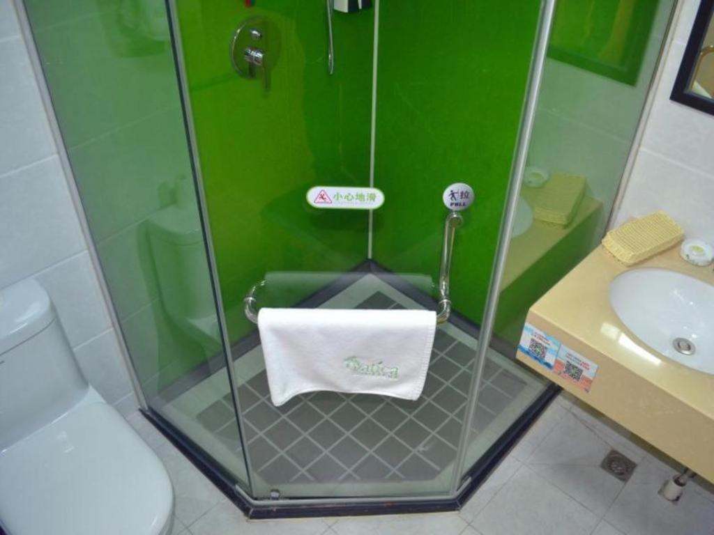 Vatica Pudong Dishui Branch 3*