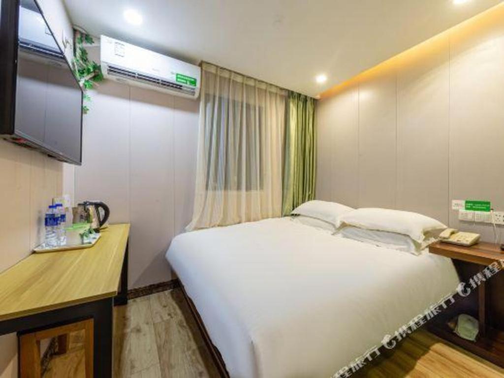 Vatica Pudong Dishui Branch Hotel