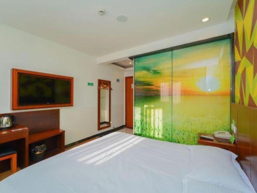 Hotel Vatica Pudong Dishui Branch 3*