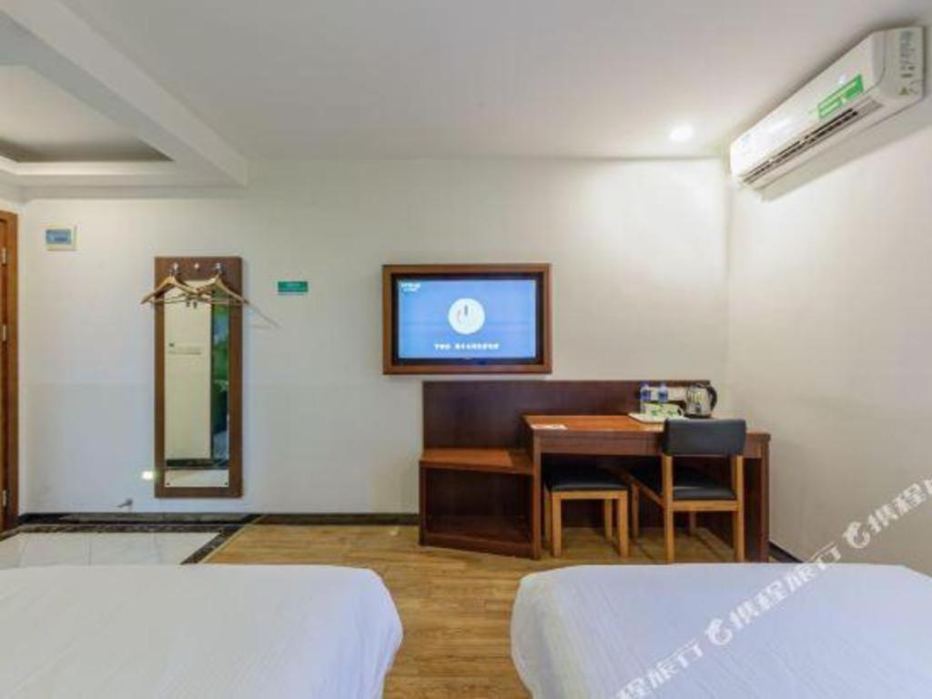 Hotel Vatica Pudong Dishui Branch 3*